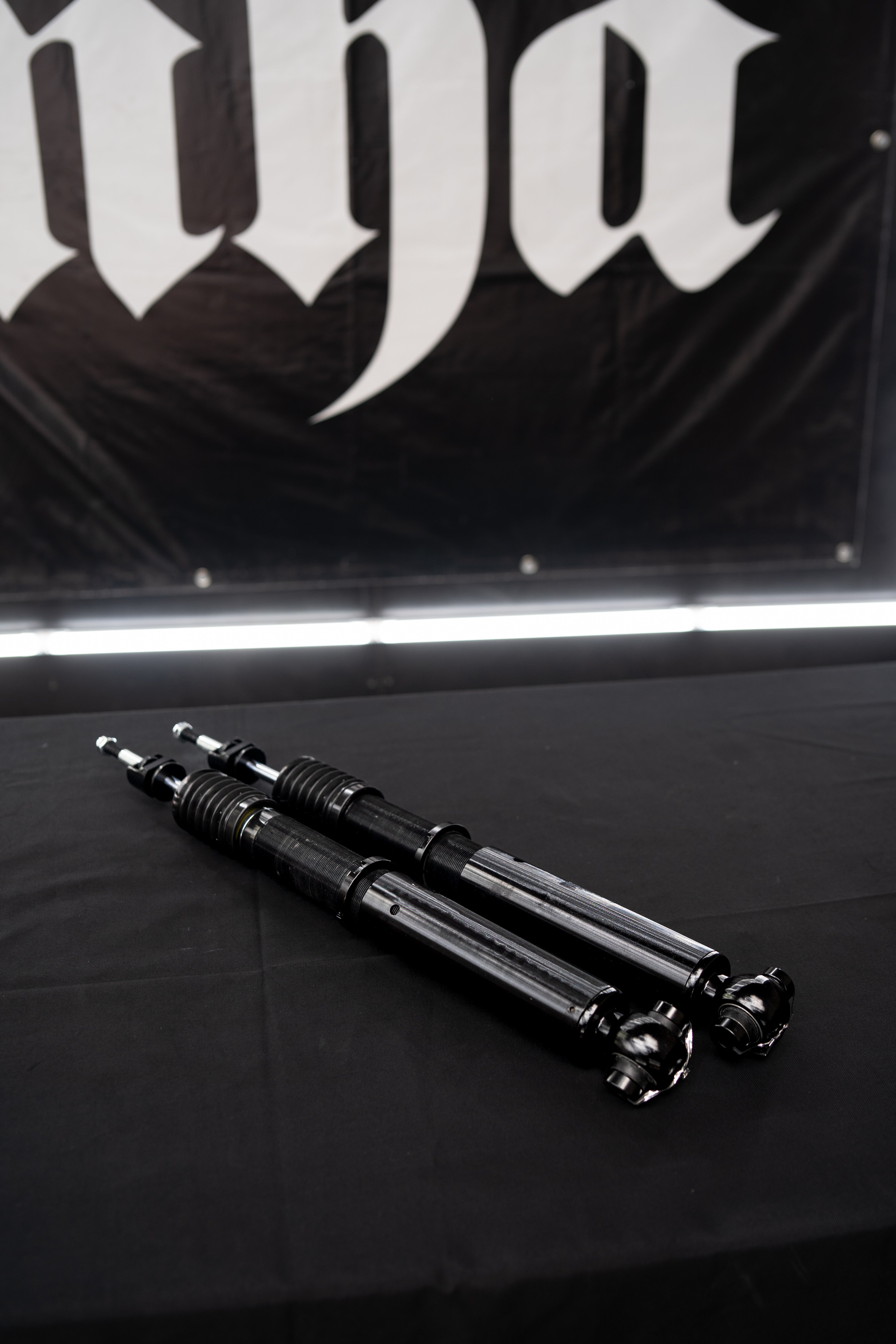 A4 AVANT B9 NHAIR STRUTS