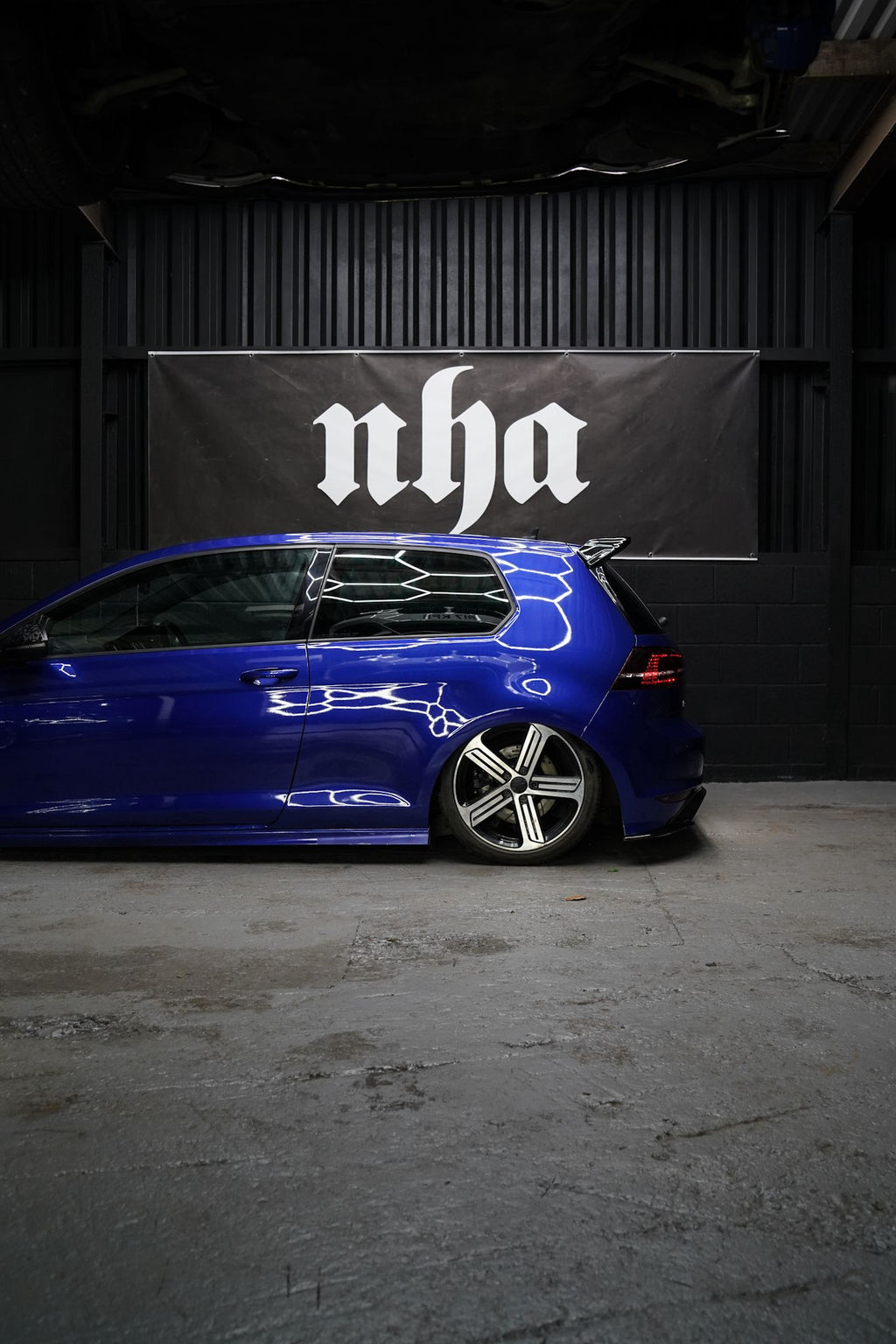 VOLKSWAGEN GOLF MK6 / MK7 / MK8 NHAIR STRUTS