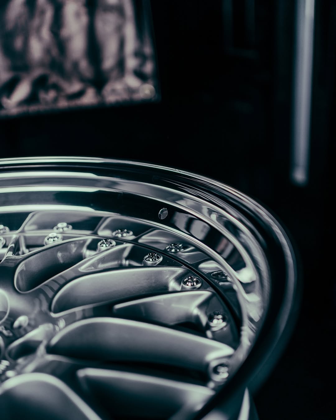 professional split wheel polishing with mirror finish alloy lip