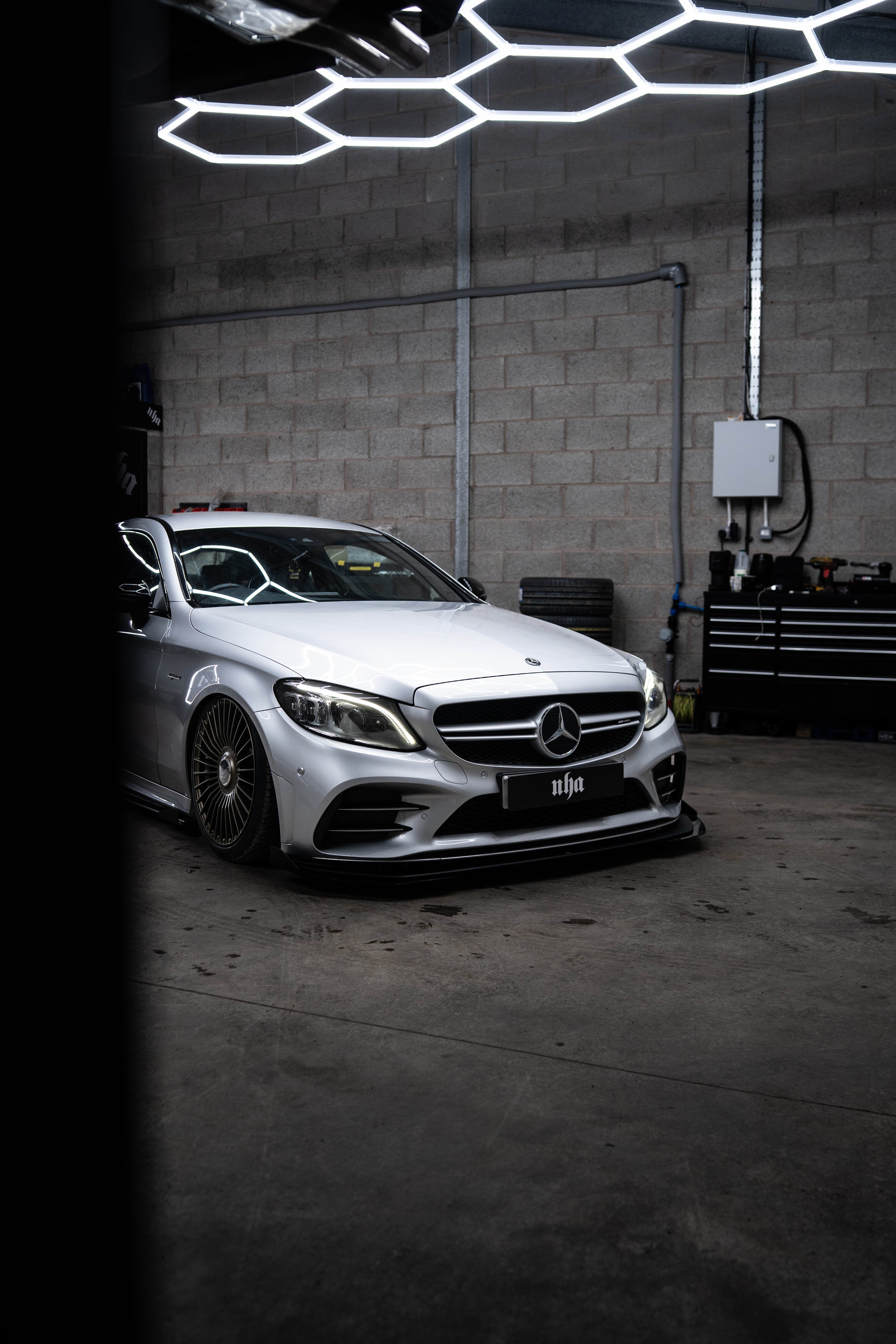 MERCEDES BENZ C43 NHAIR STRUTS