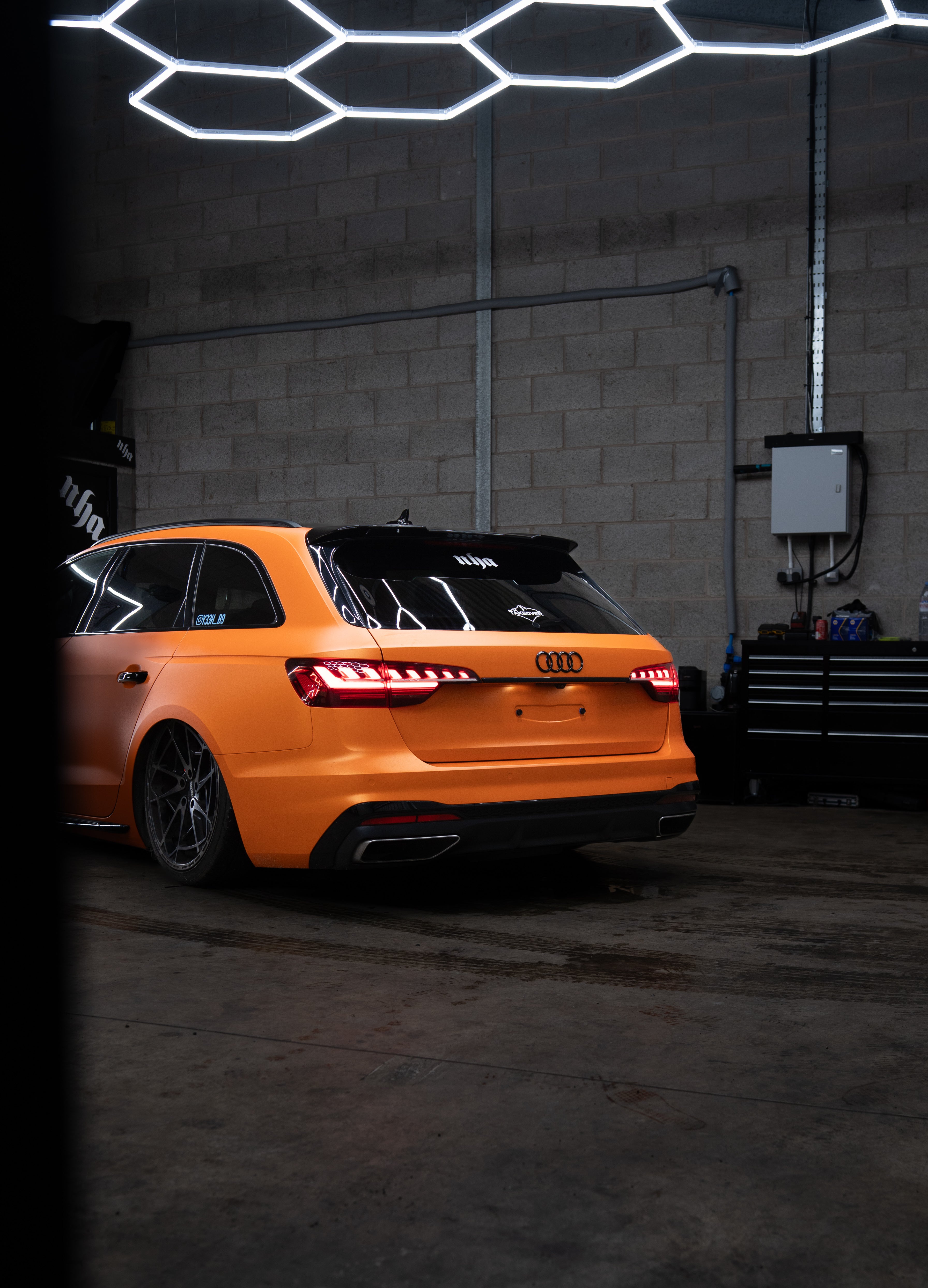 AUDI A4 AVANT B9 NHAIR FULL KIT