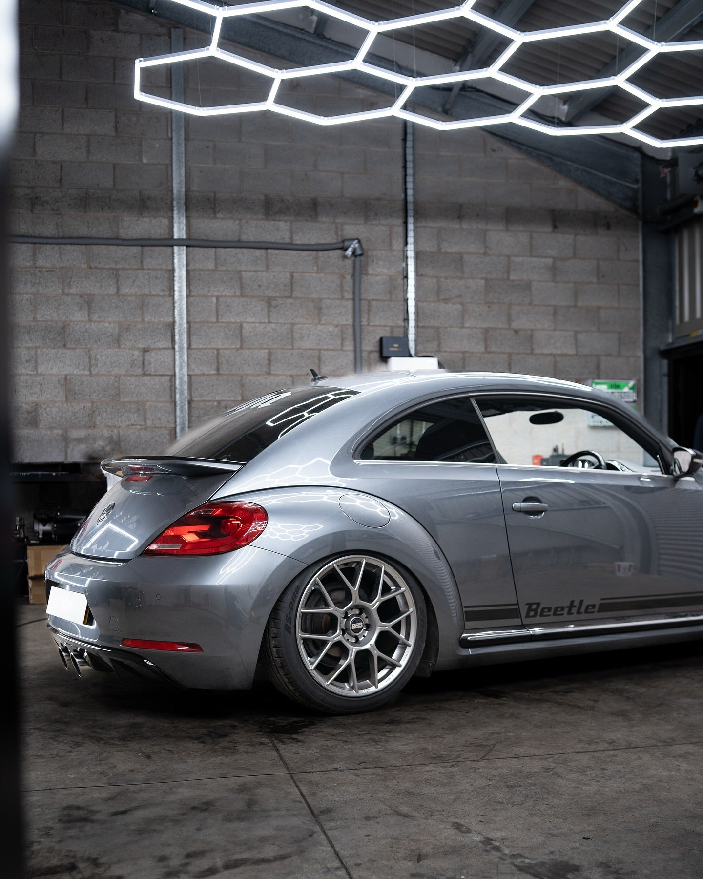 VOLKSWAGEN BEETLE A5 (2011 - 2019) NHAIR STRUTS