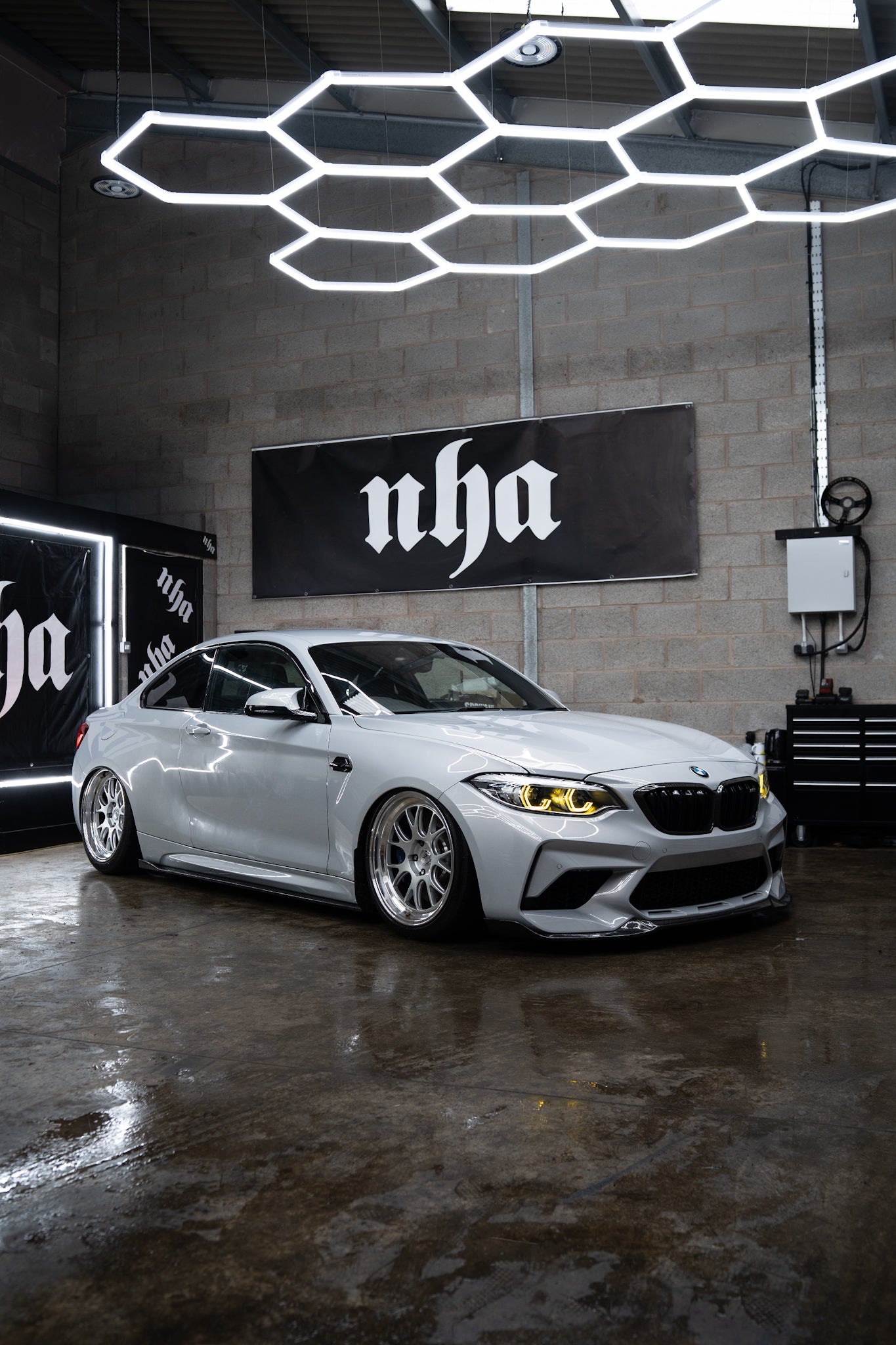 BMW M2 NHAIR STRUTS