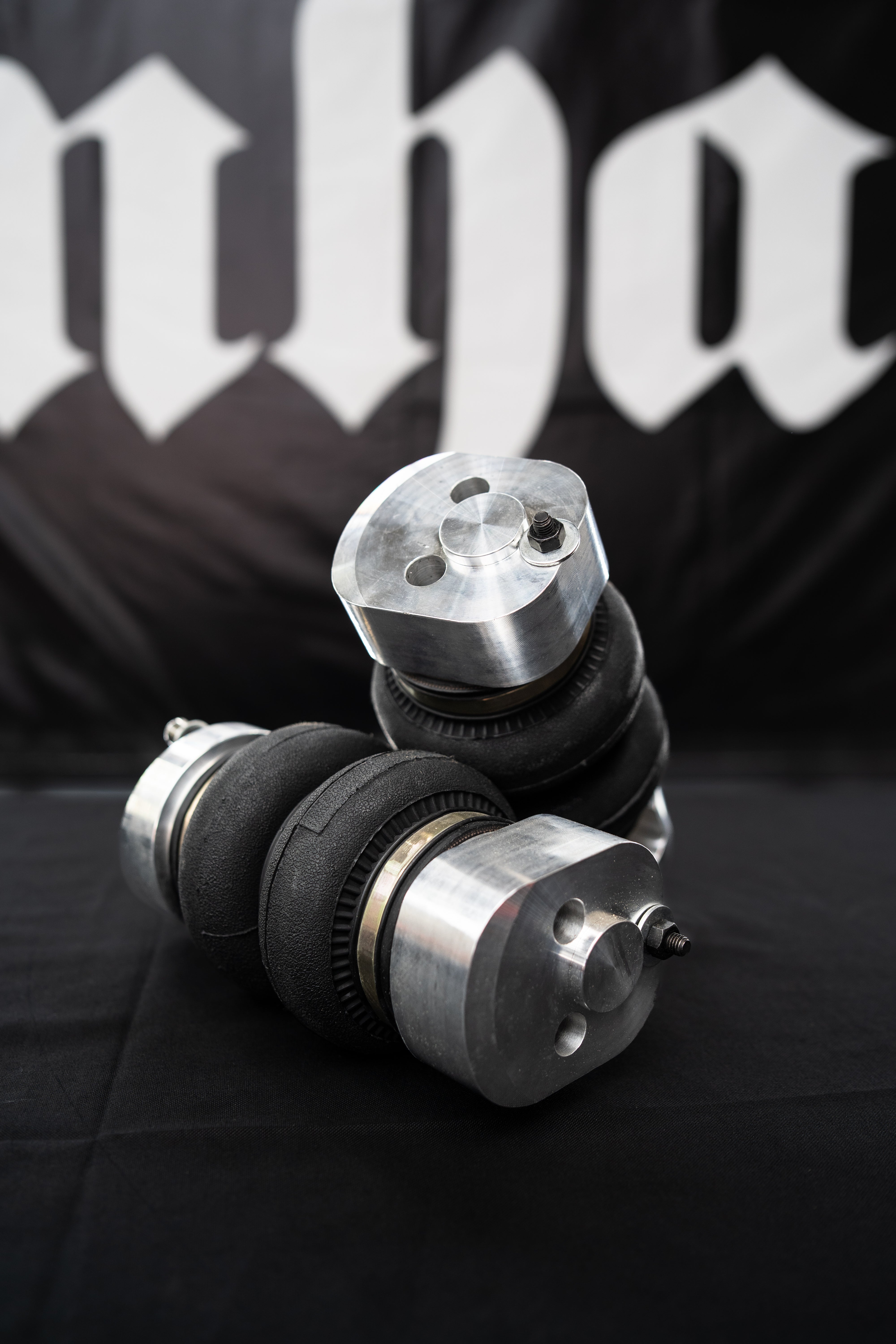 A4 AVANT B9 NHAIR STRUTS